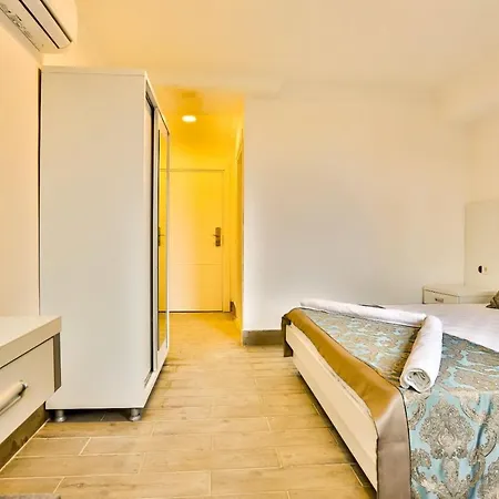 Condominio Orya Butik *